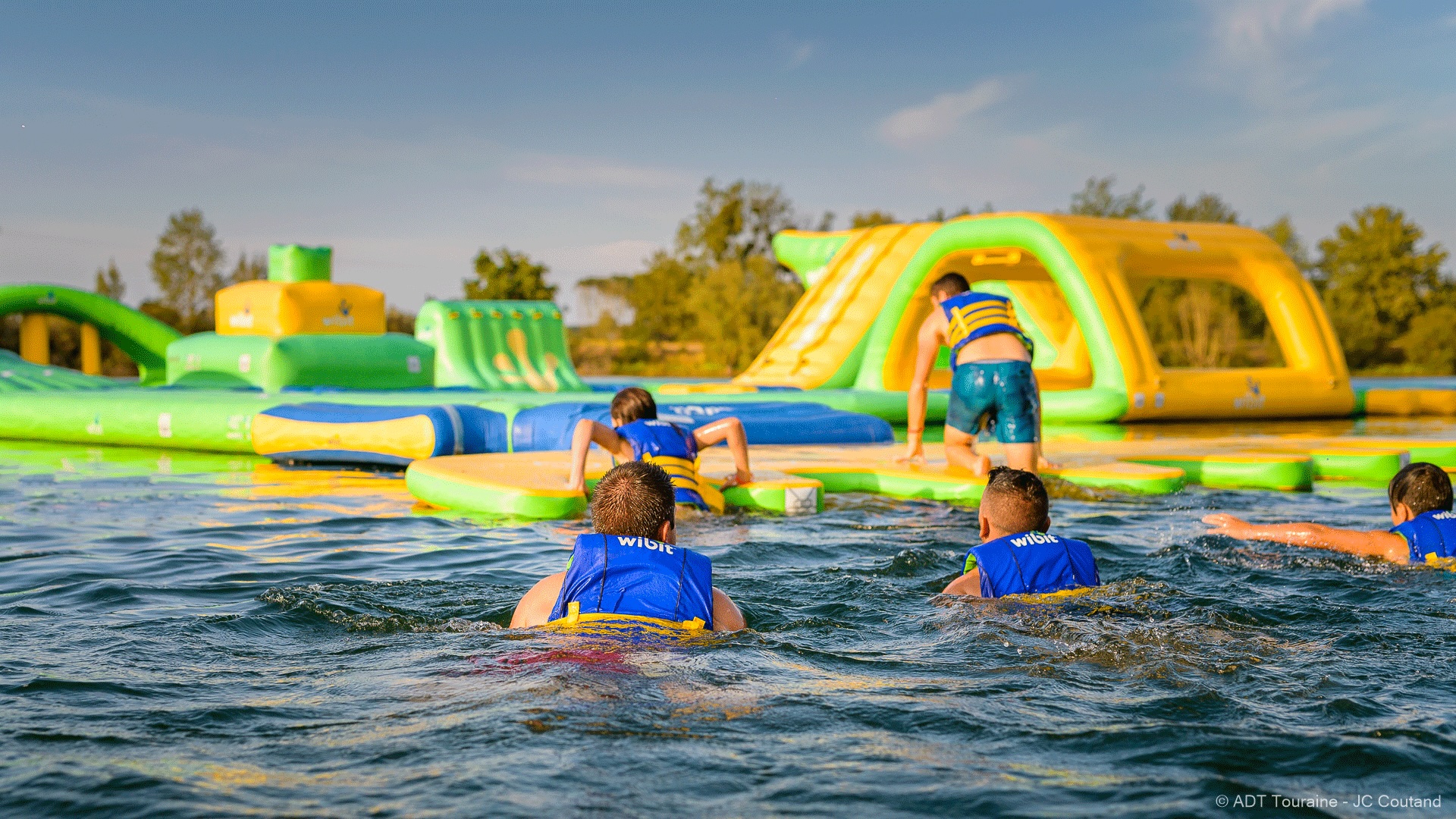 Lac de Hommes, base de loisirs Touraine